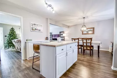 19520 Harsax Avenue, Loveland, OH 44135 - Photo 13