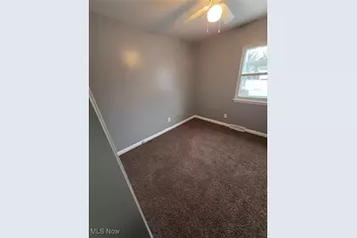 860 Jamestown Avenue, Elyria, OH 44035 - Photo 21