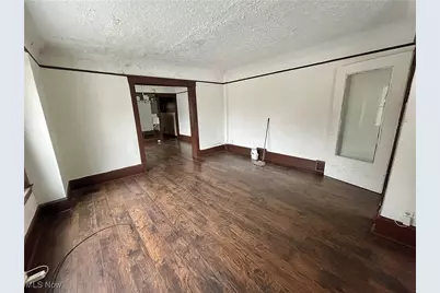1629 Elberon Avenue, East Cleveland, OH 44112 - Photo 5