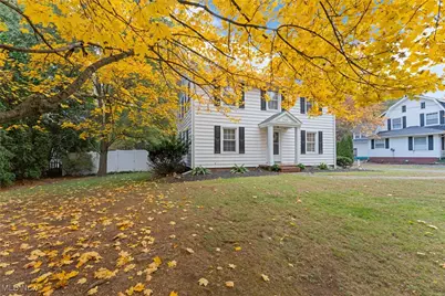 720 Knoll Street SE, North Canton, OH 44709 - Photo 3