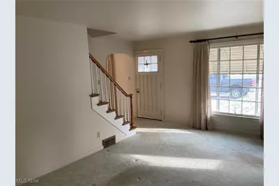 2824 S Meridian Road, Youngstown, OH 44511 - Photo 5