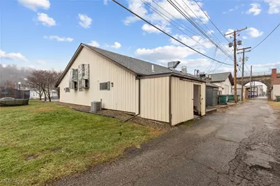 3052, 3048, 3050 Belmont Street, Bellaire, OH 43906 - Photo 23