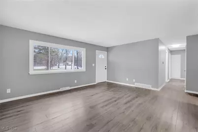 3930 Wadsworth Road, Barberton, OH 44203 - Photo 15