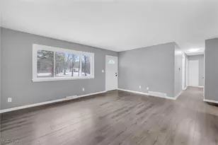 3930 Wadsworth Rd, Barberton, OH 44203 - Photo 15