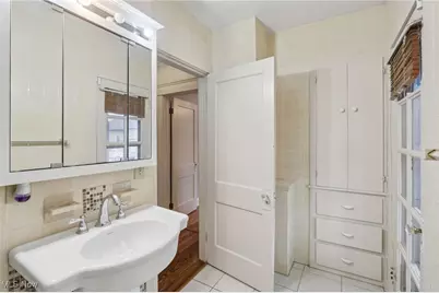 1566 Elbur Avenue, Oakwood, OH 44107 - Photo 25