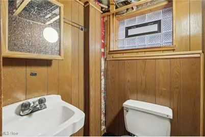 1566 Elbur Avenue, Oakwood, OH 44107 - Photo 41