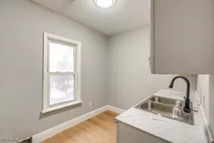 1093 E 147th St, Loveland, OH 44110 - Photo 21