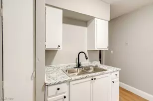 1093 E 147th St, Loveland, OH 44110 - Photo 13