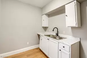 1093 E 147th St, Loveland, OH 44110 - Photo 23