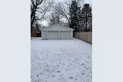 745 Maple Avenue, Conneaut, OH 44030 - Photo 25