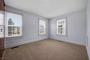 722 Indiana St, Zanesville, OH 43701 - Photo 13