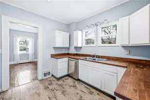 2260 Coronado Ave, Youngstown, OH 44504 - Photo 9