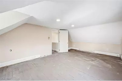 2260 Coronado Avenue, Youngstown, OH 44504 - Photo 27