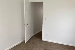 285 Plymouth Rd, Eastlake, OH 44095 - Photo 15