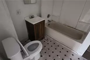 6639 Ovington, Loveland, OH 44127 - Photo 9