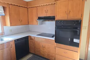 716 E 4th St, West Lafayette, OH 43845 - Photo 11