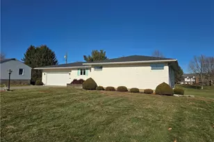 716 E 4th St, West Lafayette, OH 43845 - Photo 3