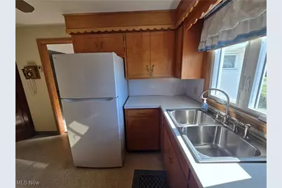 716 E 4th Street, West Lafayette, OH 43845 - Photo 13