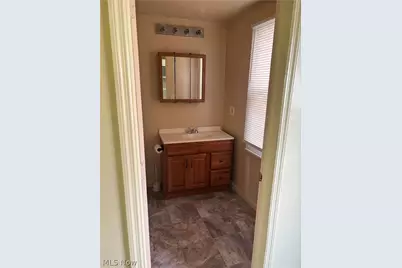 1013 Saint George, East Liverpool, OH 43920 - Photo 19