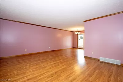 339 Villard Street, Apple Creek, OH 44606 - Photo 3