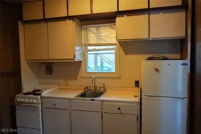 508 Tremont Avenue SW, Massillon, OH 44647 - Photo 5