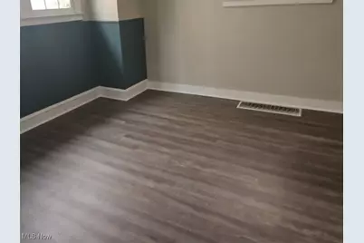 1327 Herberich Avenue, Akron, OH 44301 - Photo 3