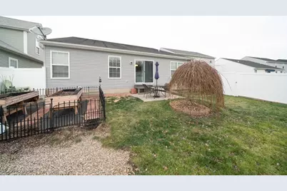 4031 Primrose Way, Lorain, OH 44053 - Photo 25
