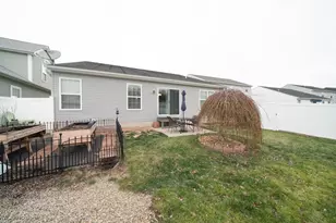 4031 Primrose Way, Lorain, OH 44053 - Photo 25