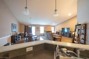 4031 Primrose Way, Lorain, OH 44053 - Photo 7