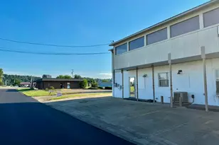 209 Lee St, Belpre, OH 45714 - Photo 3