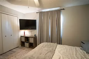 766 Staeger St, Akron, OH 44306 - Photo 11