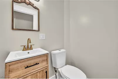 13464 Clifton Boulevard, Oakwood, OH 44107 - Photo 15