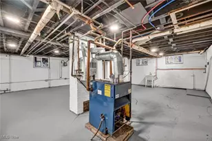 13464 Clifton Blvd, Oakwood, OH 44107 - Photo 33