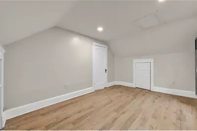 13464 Clifton Boulevard, Oakwood, OH 44107 - Photo 31