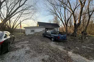 5618 Green Ridge Rd SE, New Philadelphia, OH 44663 - Photo 5