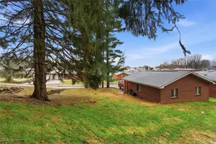 1101 47th St, Vienna, WV 26105 - Photo 35