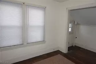 2083 17th St SW, Akron, OH 44314 - Photo 25