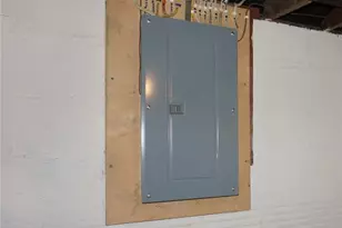 2083 17th St SW, Akron, OH 44314 - Photo 33