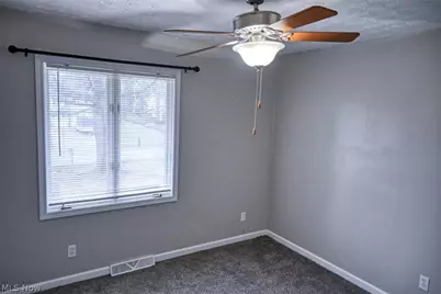 11371 Sagebrush Avenue NE, Uniontown, OH 44685 - Photo 13