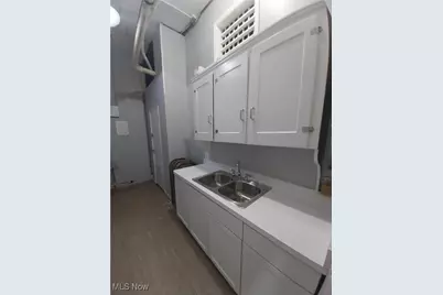 12923 Shaker Boulevard, Loveland, OH 44120 - Photo 15