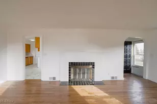 1233 29th St NE, Canton, OH 44714 - Photo 5