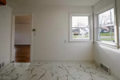 1233 29th Street NE, Canton, OH 44714 - Photo 9
