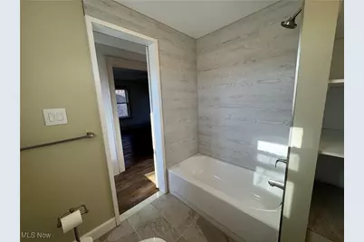 642 Marguerite Avenue, Cuyahoga Falls, OH 44221 - Photo 19