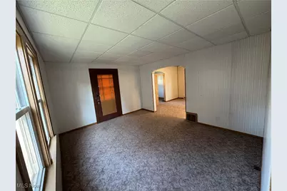 642 Marguerite Avenue, Cuyahoga Falls, OH 44221 - Photo 9