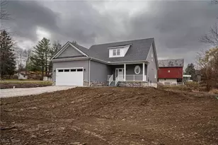 2938 S Hametown Rd, Barberton, OH 44203 - Photo 1