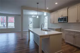 2938 S Hametown Rd, Barberton, OH 44203 - Photo 5