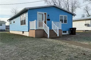 425 E Union Ave, West Lafayette, OH 43845 - Photo 5