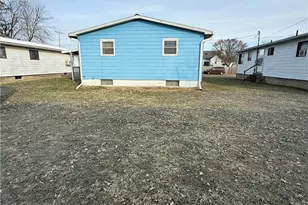 425 E Union Ave, West Lafayette, OH 43845 - Photo 3