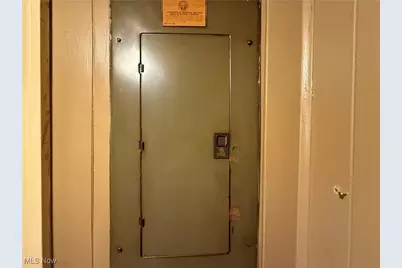 425 E Union Avenue, West Lafayette, OH 43845 - Photo 23