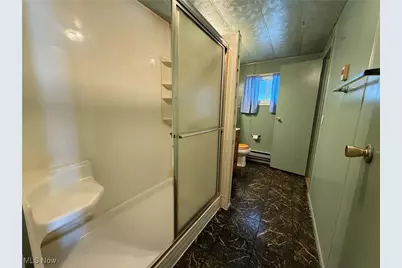 425 E Union Avenue, West Lafayette, OH 43845 - Photo 15